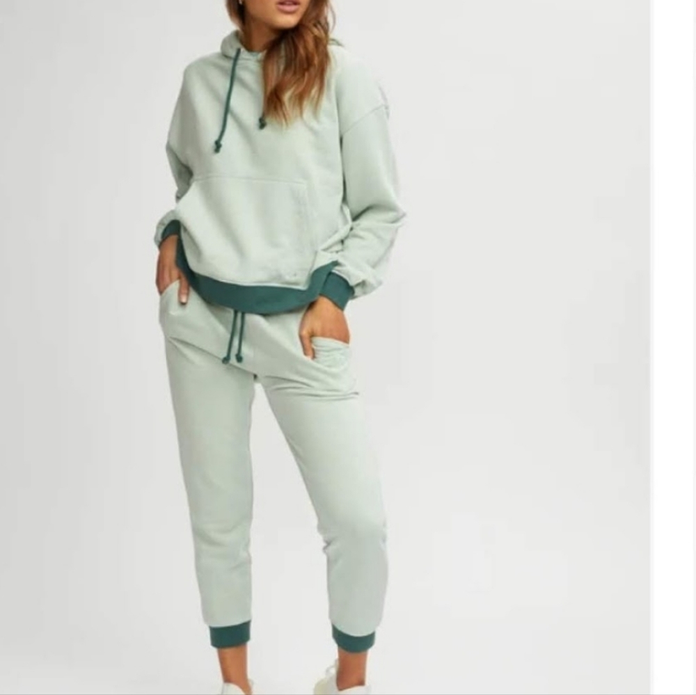 Kuwalla sweat set mint green